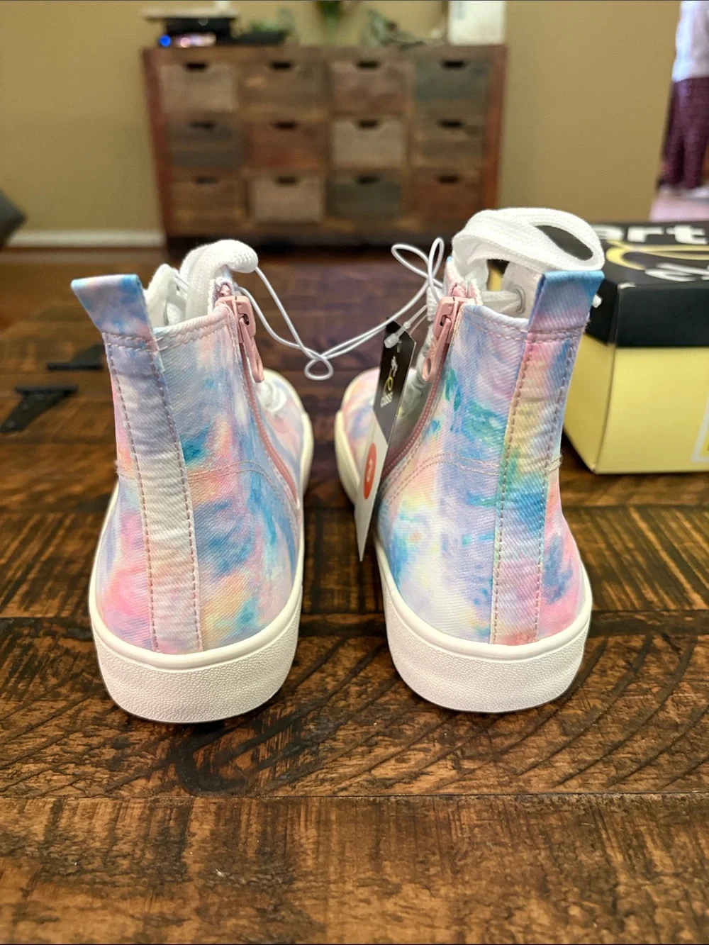 Art Class Pastel Tie-Dye High-Top Sneakers